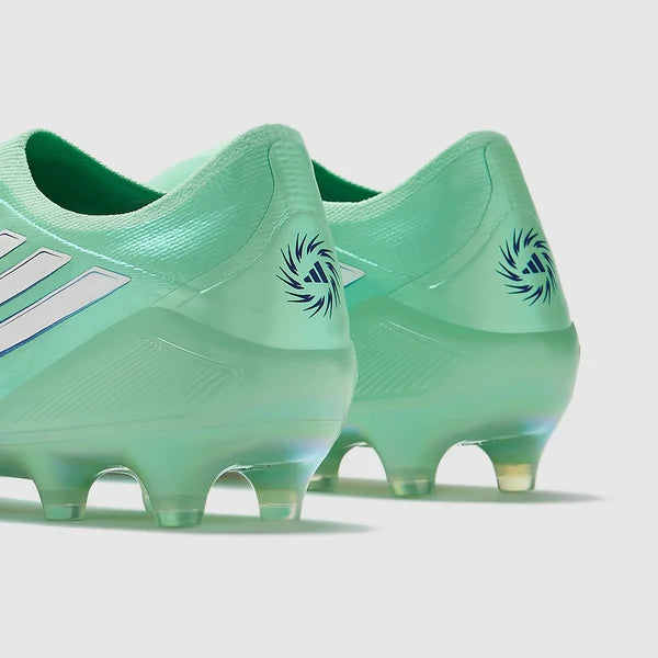 F50 Sparkfusion Elite Laceless FG/AG - The Final Rush Pack